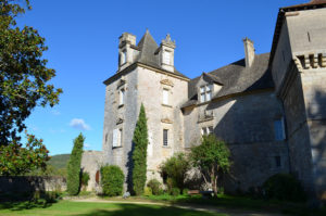 chateau-cenevieres-above-the-lot-france